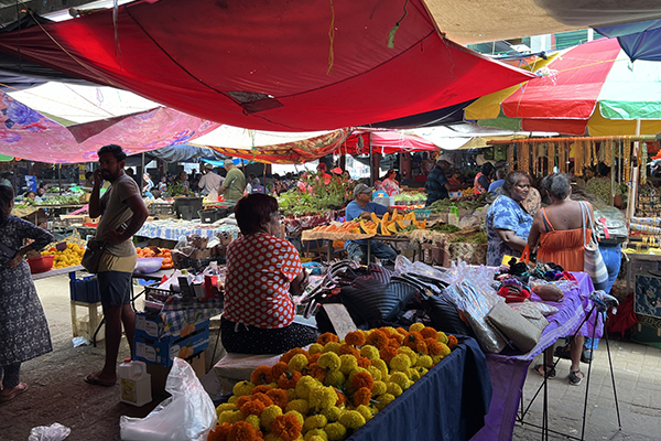 ART-marche-Mahebourg